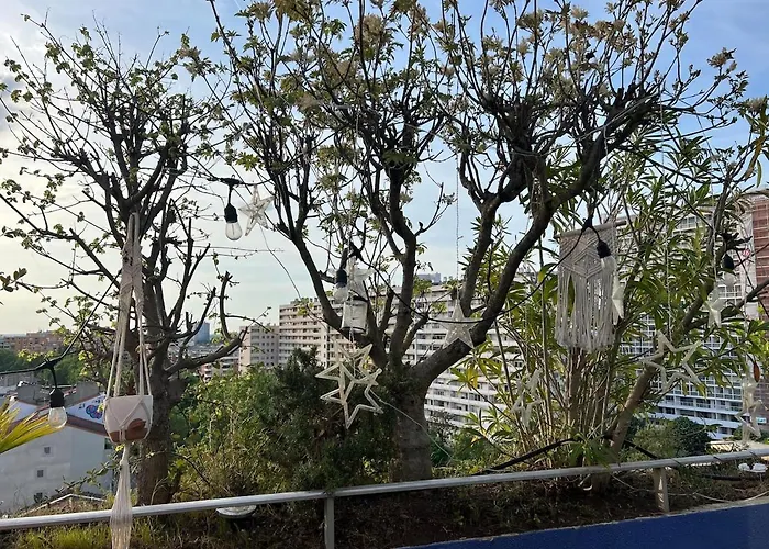 Rooftop Hyper-centre